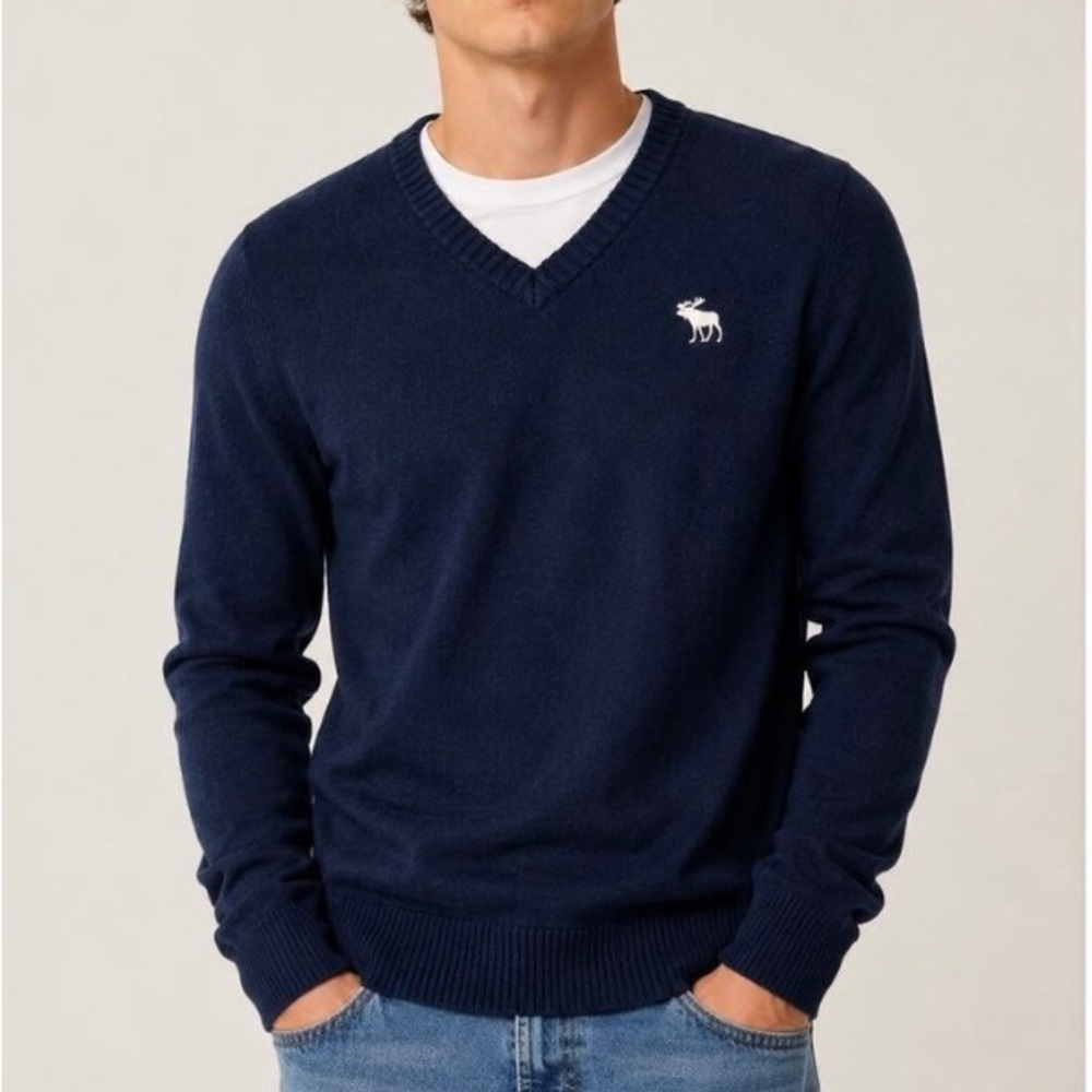 Abercrombie & Fitch Men’s Navy V-Neck Cashmere Sweater
